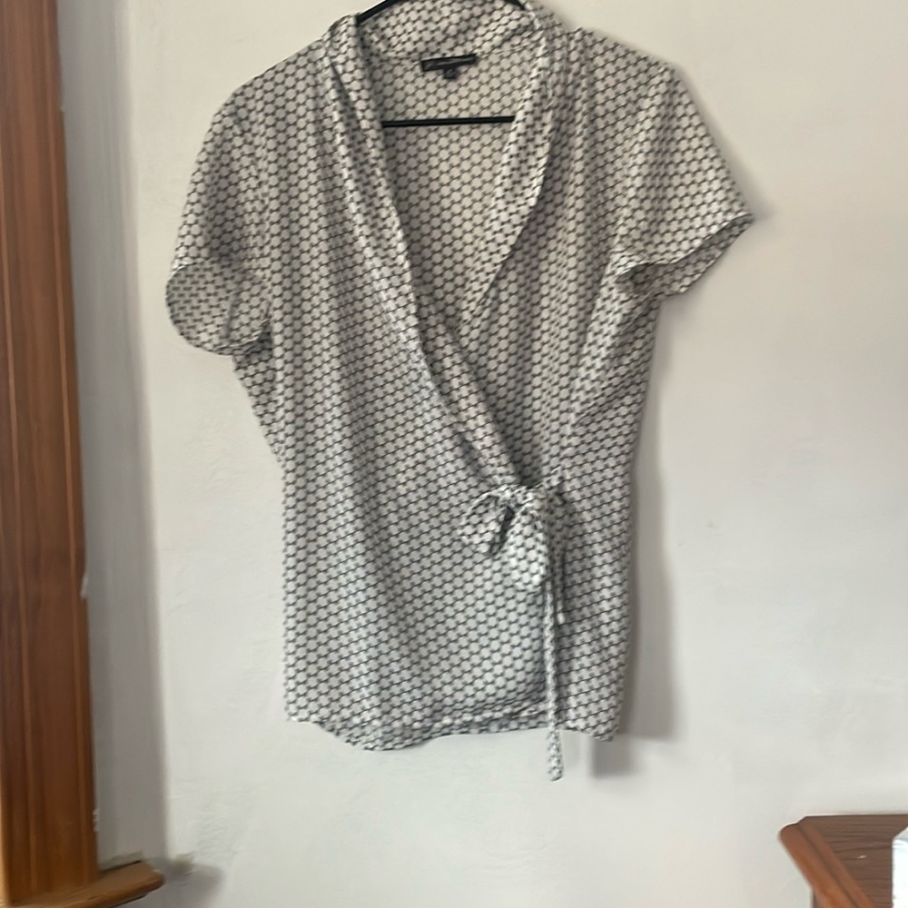 Medium tie front blouse